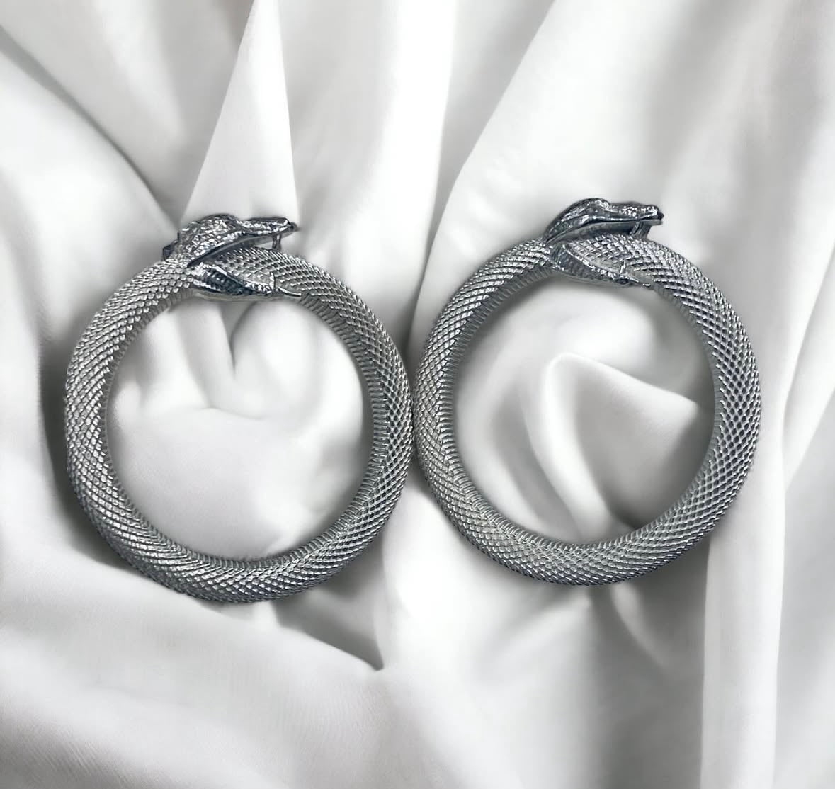 Draco Hoops