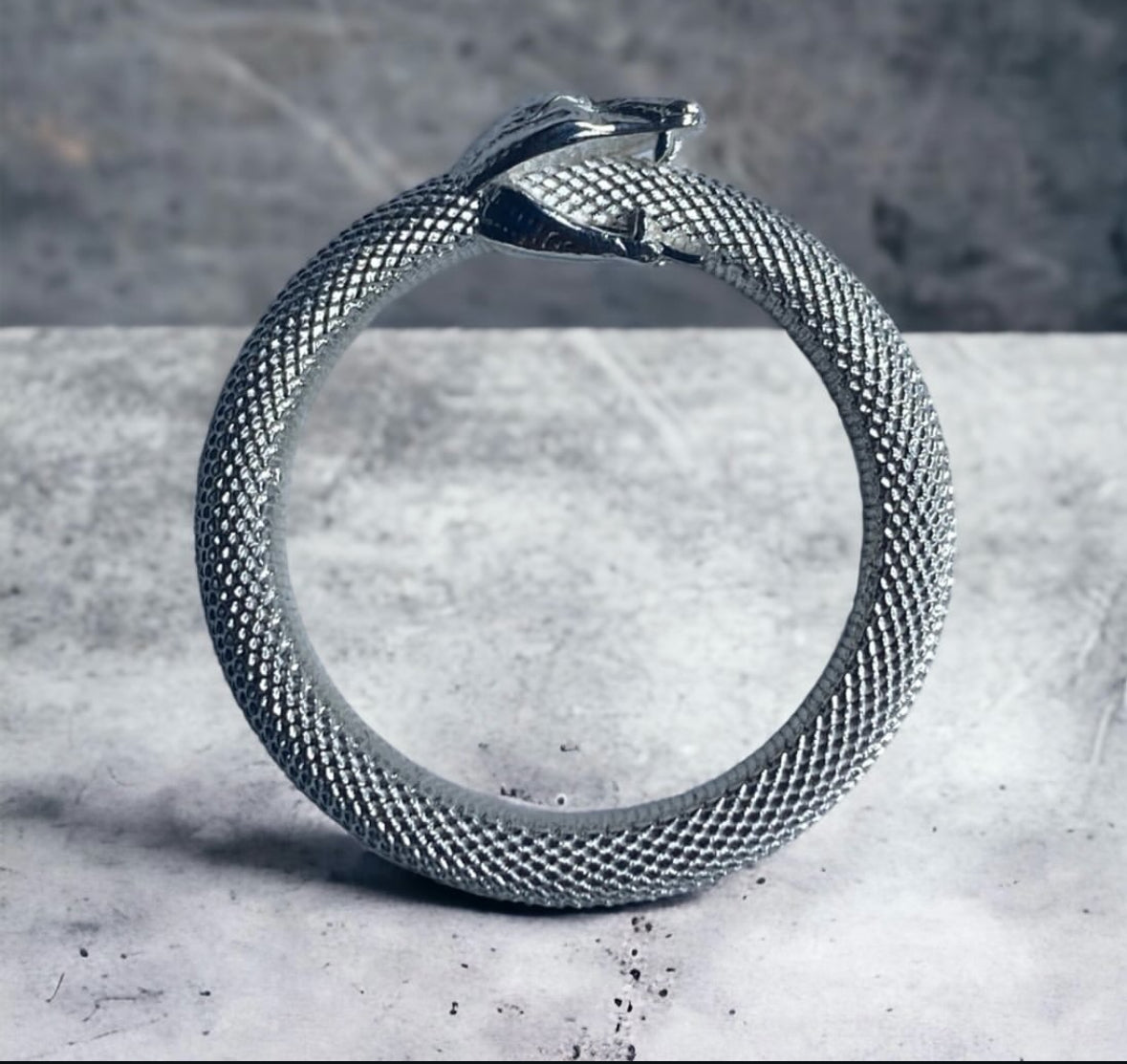 Draco Ring